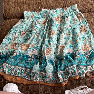 flower print blue skirt size medium